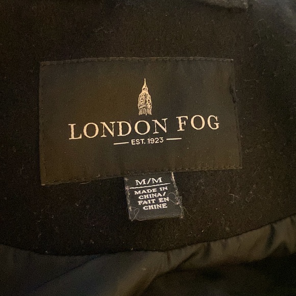London Fog pea coat, size m, with detachable fur lined hood. - Picture 2 of 2